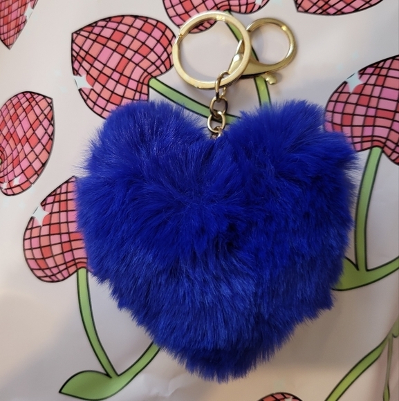 3 Heart Fluffy PomPom Key Chain NEW RED,PINK,BLUE - Picture 11 of 11